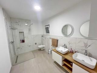 Villa Zuzul with Swimming Pool - Imotski - 2