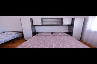 Apartment Stella - Three Bedroom Apartment with Balcony - 7