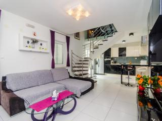 Apartment Villa Mikica - Four Bedroom Duplex Apartment with Terrace and Partial Sea View - Dubrovnik - 7