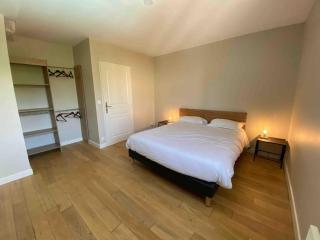 Villa in France with Private Pool & Garden - 6