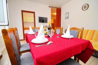 Apartments Neven - Two Bedroom Apartment with Terrace and Partial Sea View A1 - Drače - 9