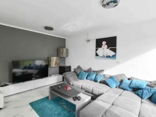 Villa Marylin Monroe - Four Bedroom Villa - Crikvenica - 0