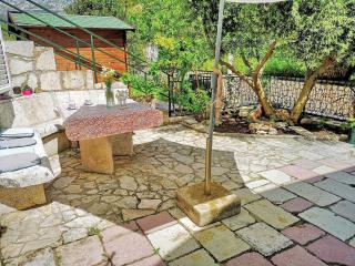 Olive's Apartment-Two Bedroom Apartment with Terrace - Trstenik - 0