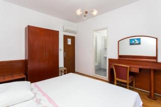 Guest House Zec - Double or Twin Room with Balcony - Lopud - 7