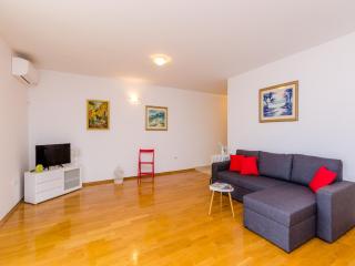 Grand Apartment - Three Bedroom Apartment with Terrace and Partial Sea View - Dubrovnik - 7