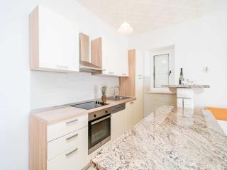 Apartments Marnic Blue Chill- Comfort Studio Apartment with Balcony S4 - Mlini - 9