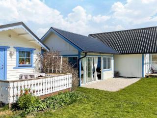 Charming Garden Cottage in Levide - 6
