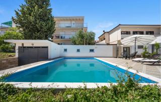 1 Bedroom Nice Apartment In Vodice - 2