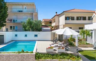 Gorgeous Apartment In Vodice With Wifi - 2