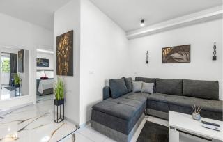 1 Bedroom Nice Apartment In Vodice - Vodice (Vodizze) - 8