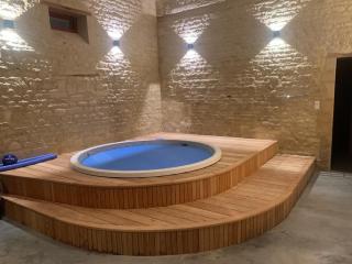 Manor in Normandy with Spa and Pool, cleaning included - Lantheuil - 6