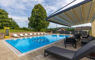 Gorgeous Home In Slunj With Kitchen - 0