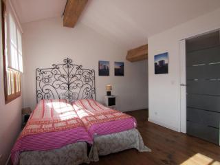 Cozy Cottage in France for Couples, cleaning included - Roussines - 6