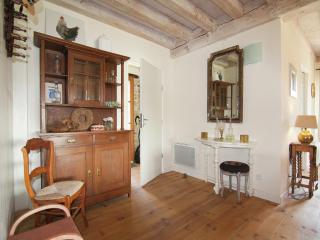 Cozy Cottage in France for Couples, cleaning included - Roussines - 1