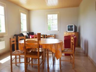 Peaceful holiday home with pool, cleaning included - Les Vans - 0