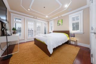 Deluxe Room with Ensuite Washroom in Villa - 6