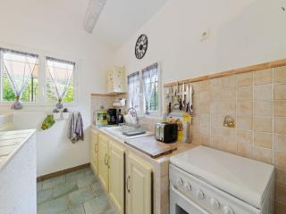 Holiday Home in Provence with Private Pool, cleaning included - Lambesc - 2