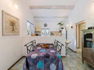 Holiday Home in Provence with Private Pool, cleaning included - Lambesc - 8