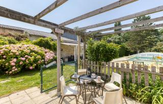 Gorgeous Home In Saint-Jean-Dangély - Saint-Jean-dʼAngély - 2