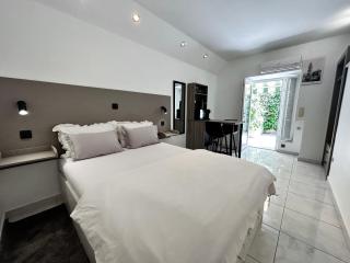 Apartments and Rooms Tudor - 1