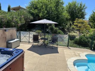 Villa in Segonzac with Pool and Vineyards, cleaning included - Segonzac - 1