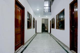 Hotel O Golden - New Delhi - 7