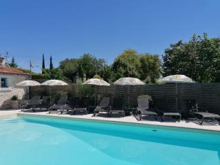 Holiday Home in Lusignac with Private Pool, cleaning included - 0