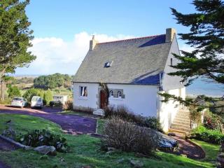 Holiday Home in Trébeurden with Sea View, cleaning included - Trébeurden - 9