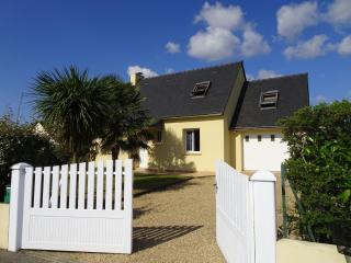 Holiday Home in Rhuys near Plage de Rouvran, cleaning included - Le Tour-du-Parc - 9