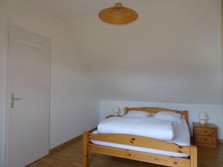 Holiday Home in Rhuys near Plage de Rouvran, cleaning included - Le Tour-du-Parc - 2