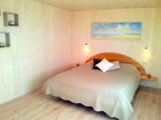 Holiday Home in Cléder near Les Amiets Beach, cleaning included - Cléder - 2