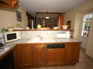 Beautiful Holiday Home in Saint-Pons , cleaning included - Saint-Pons - 0