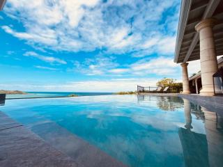 Ti Bay - Vue Mer spectaculaire & Piscine à débordement - 6