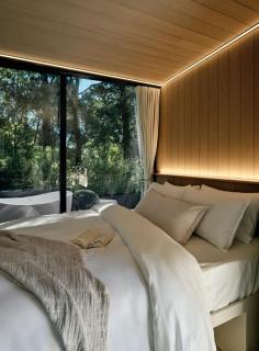 Luxury Mirror Home in Byron Bay Hinterland - 4