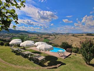 Nice flat in Arcevia with swimming pool - Arcevia - 1