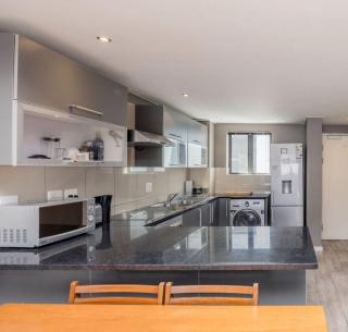 Stylish 1-Bedroom Apartment with Salon in the Heart of Tangier - Tanger - 2