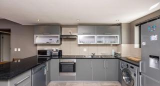 Stylish 1-Bedroom Apartment with Salon in the Heart of Tangier - Tanger - 1
