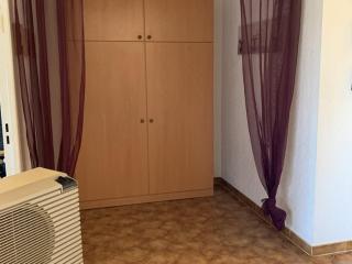 T2 à Hyères avec Parking, 4 Personnes - FR-1-335-207 - Hyères - 2
