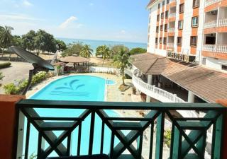 Bayu Beach Resort PortDickson Santai PD Homestay 2 Rooms Apartment - Port Dickson - 3