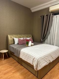 The Platino 6 to 8pax 2 carpark with Nextflix 5min to Paradigm - Johor Bahru - 3