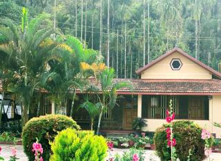 Halli Bailu Cottages - Somvārpet - 0