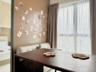 Urban Suites #Tiny walnut 2BR1bath suite #Infinity Pool #4pax #2 Queens #Quality well maintained #Private host - Jelutong - 1