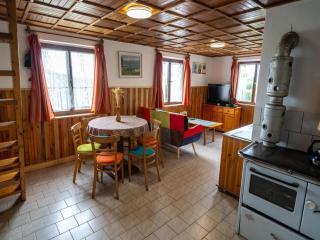 Holiday Home near Pürglitz Castle, cleaning included - Svinařov - 1
