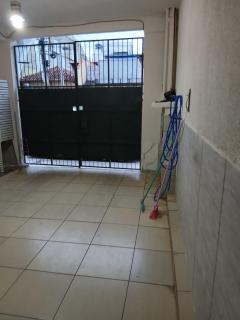 Casa térrea com garagem! Região Central, próximo a Igreja - Aparecida - 4