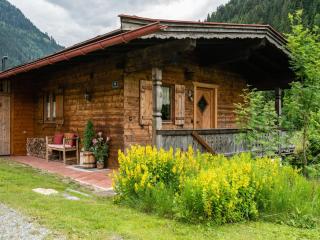 Chalet in Kirchberg with terrace and garden, cleaning included - Aschau - 9
