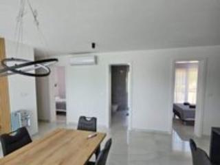 Lux Holiday Home Slatki - One Bedroom Apartment with Terrace and Hot-Tub - Seline - 4