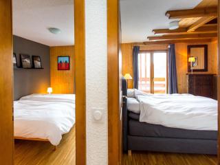 Apartment in La Tzoumaz near Ski Slopes, cleaning included - La Tzoumaz - 1