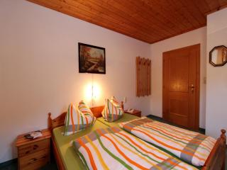 Serene Cottage in Neukirchen am Großvenediger, cleaning included - Neukirchen am Großvenediger - 5