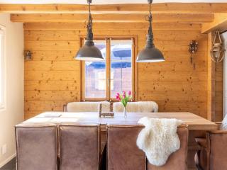 8p Chalet in the mountains near Fiesch ski area, cleaning included - Fiesch - 1