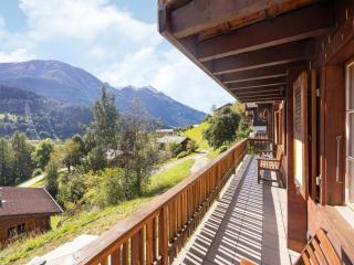 8p Chalet in the mountains near Fiesch ski area, cleaning included - Fiesch - 4